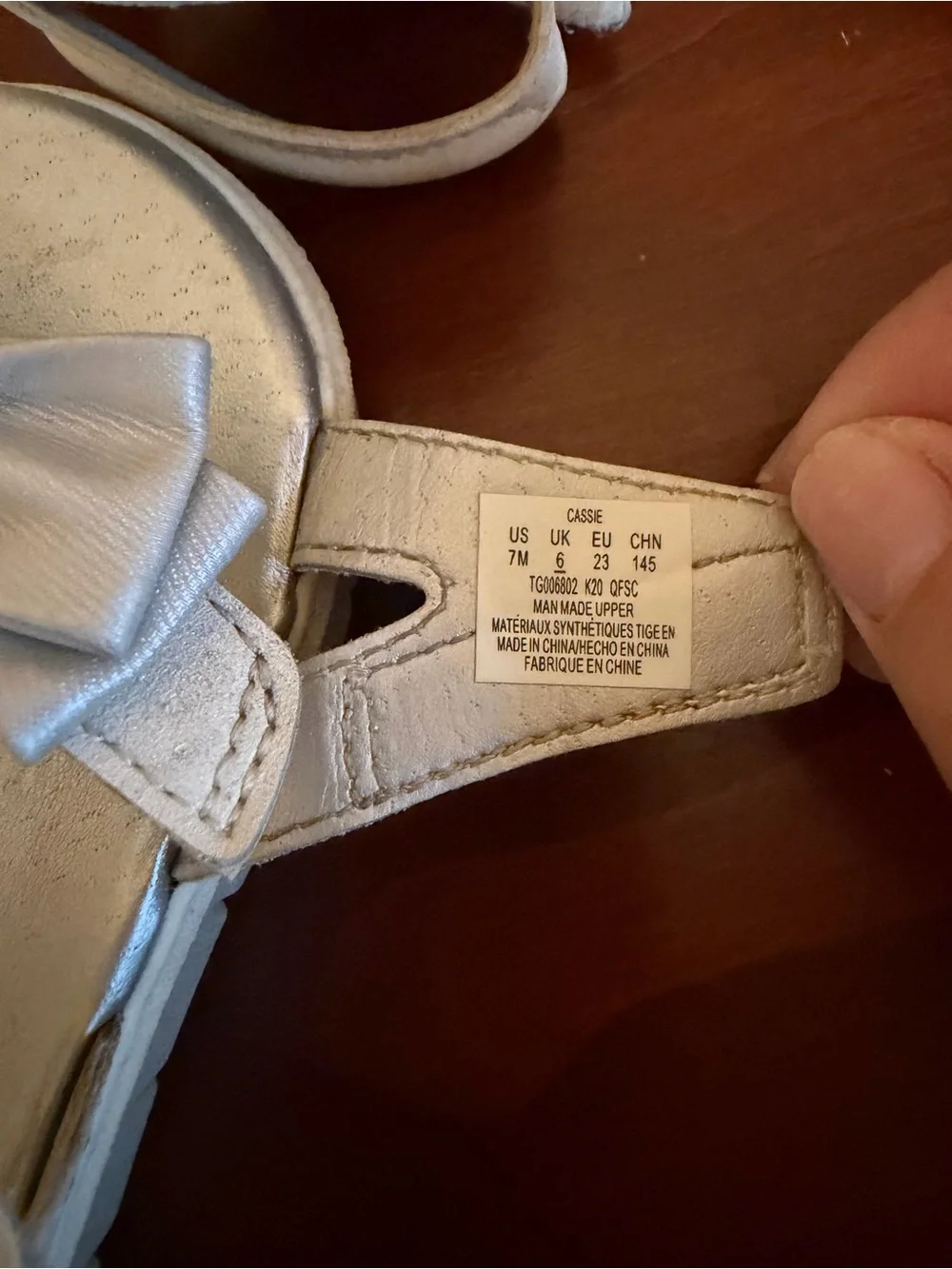 Stride Rite 360 Cassie Silver Bow Sandals Toddler Girls Size 7M